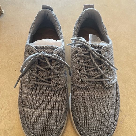 Reef Shoes - Reef Women's Gray Athletic Shoes